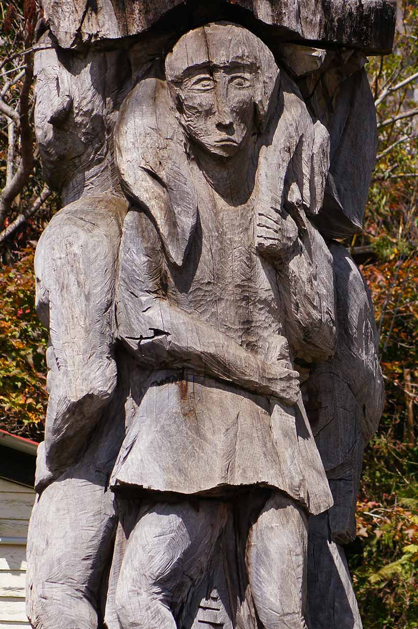 司馬庫斯生命之樹木雕影像2